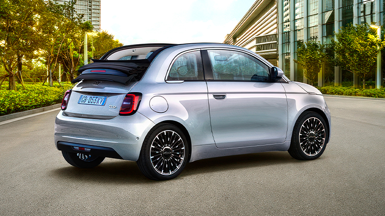 Fiat 500 Electric Cabrio Special Rücksitzbank Umklappen Fiat 500 Elektro Limousine, Cabrio und 3+1 | Produktdetails